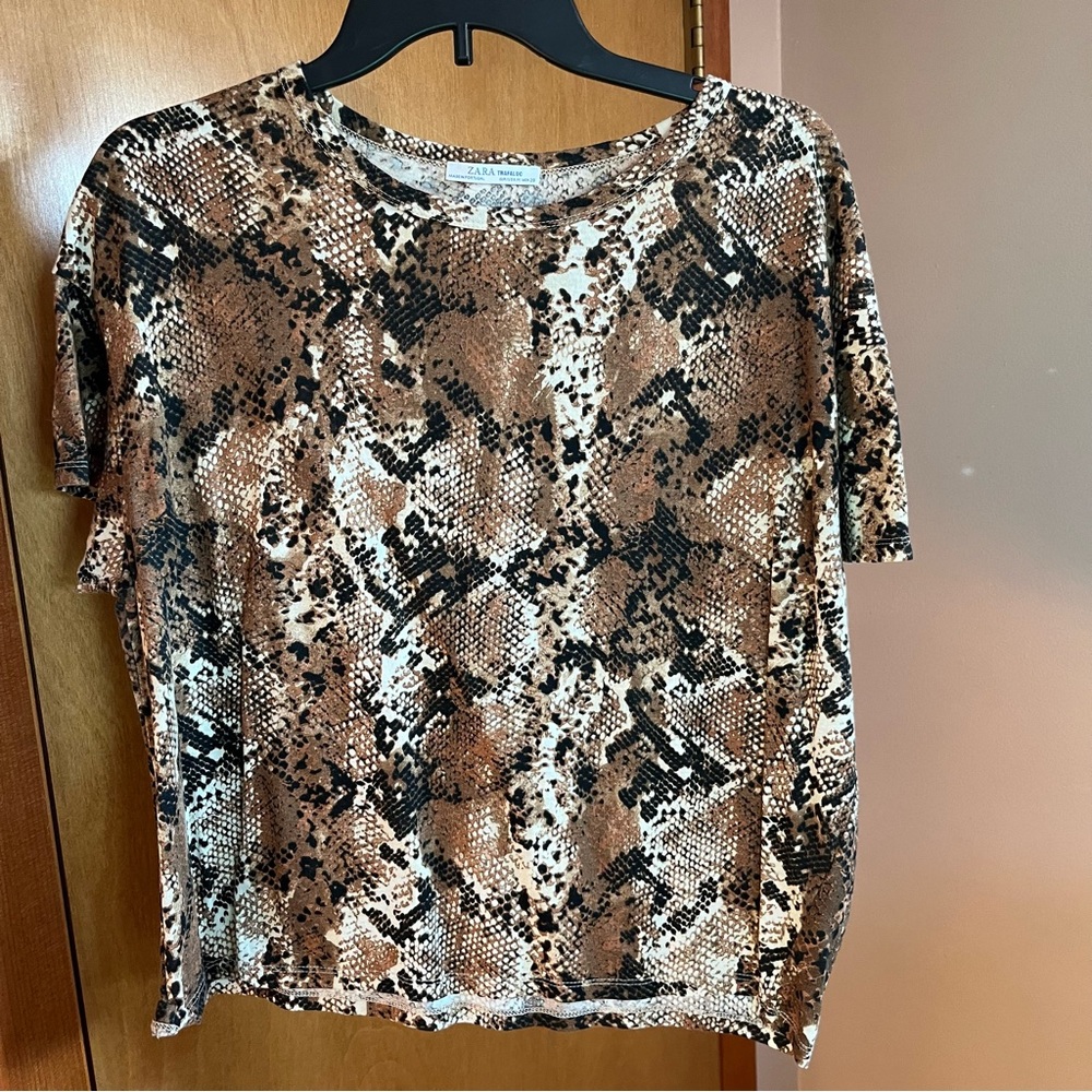 3/$15 Zara Boxy Tee